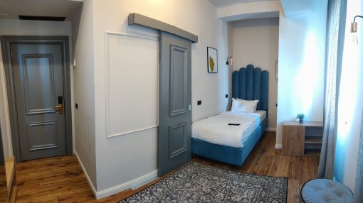 standard single room